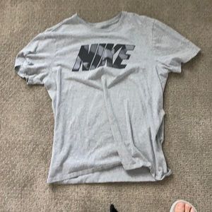Men’s Nike workout shirt